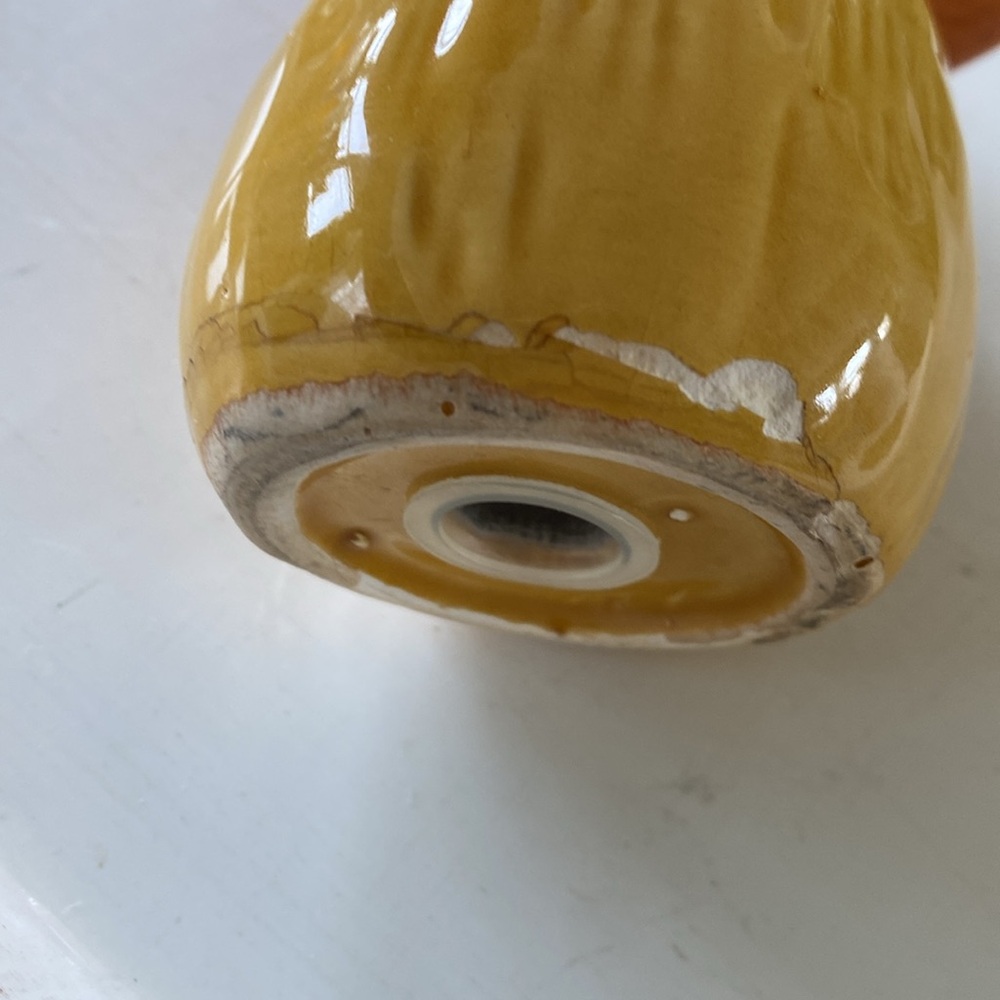 Vintage Jumbo Mushroom Salt Shaker - Picture 6 of 11